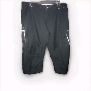 Nike Fit Dry Capri Crop Pants Large Utility Women’s Cargo Pockets Black Pink Zip